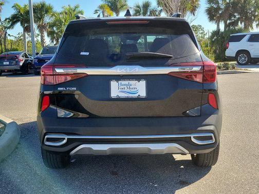 2023 Kia Seltos EX