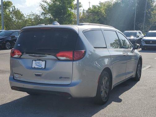 2020 Chrysler Pacifica Hybrid Red S Edition