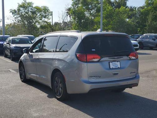 2020 Chrysler Pacifica Hybrid Red S Edition