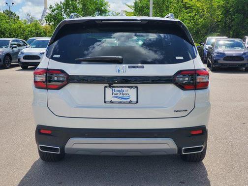 2025 Honda Pilot Touring 8-Passenger