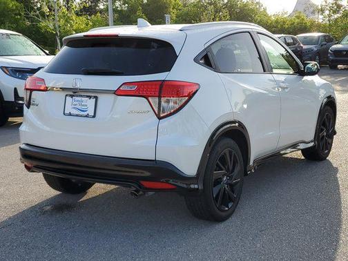 2022 Honda HR-V 2WD Sport
