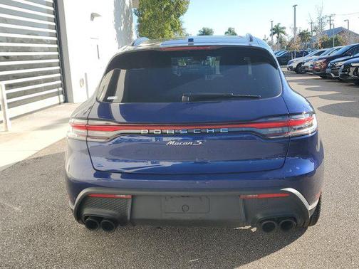 2022 Porsche Macan S