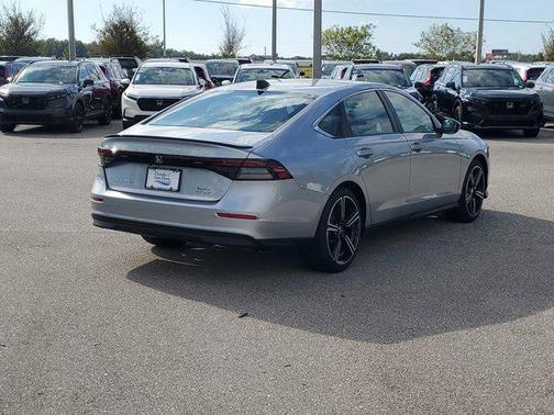 2025 Honda Accord Hybrid Base