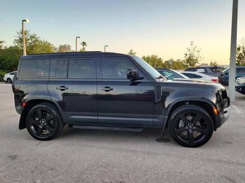 2020 Land Rover Defender 110 HSE