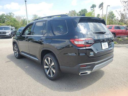 2025 Honda Pilot Elite