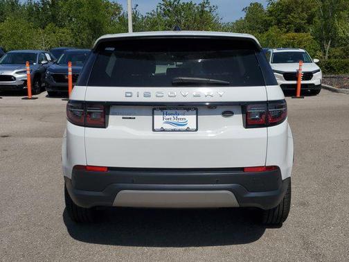 2020 Land Rover Discovery Sport SE