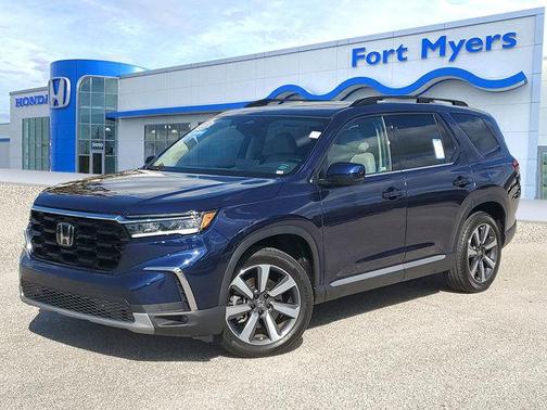 2023 Honda Pilot Touring 8-Passenger