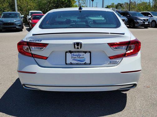 2022 Honda Accord Hybrid Base