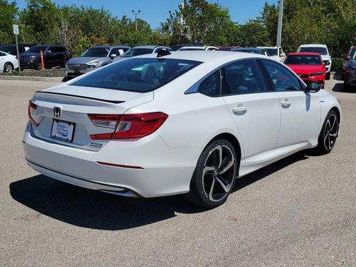 2022 Honda Accord Hybrid Base