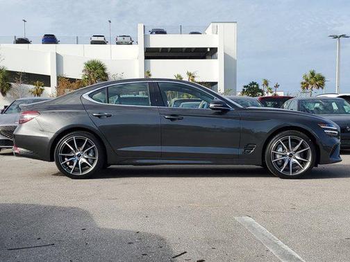 2025 Genesis G70 2.5T RWD