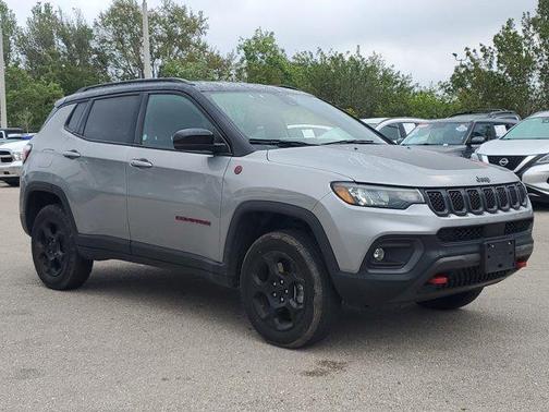 2023 Jeep Compass Trailhawk