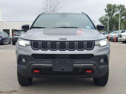 2023 Jeep Compass Trailhawk