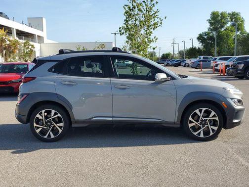 2022 Hyundai KONA Limited