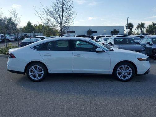 2025 Honda Accord LX 1.5T