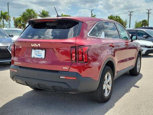 2023 Kia Sorento LX