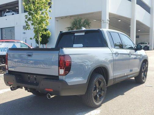 2025 Honda Ridgeline Black