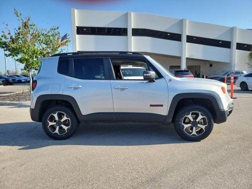 2021 Jeep Renegade Trailhawk