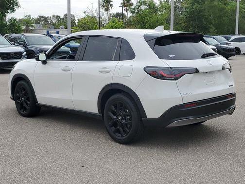 2025 Honda HR-V 2WD Sport