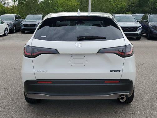 2025 Honda HR-V 2WD Sport