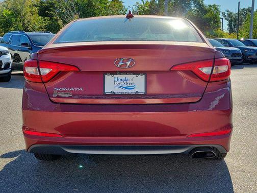 2016 Hyundai SONATA SE