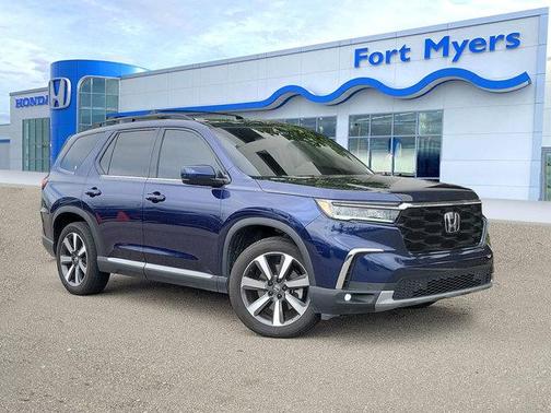 2023 Honda Pilot Touring 8-Passenger