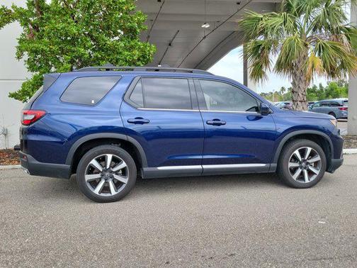 2023 Honda Pilot Touring 8-Passenger