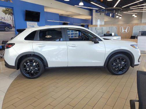 2025 Honda HR-V 2WD Sport