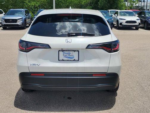 2026 Honda HR-V LX