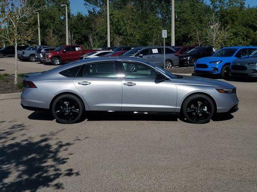 2025 Honda Accord Hybrid Sport-L