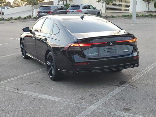 2023 Honda Accord Hybrid Sport-L