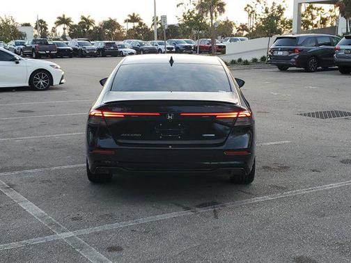 2023 Honda Accord Hybrid Sport-L