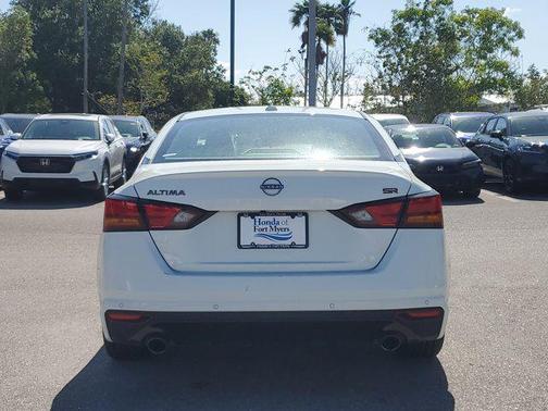 2023 Nissan Altima SR FWD