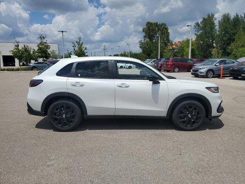 2025 Honda HR-V AWD Sport
