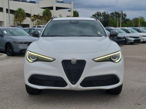 2020 Alfa Romeo Stelvio Base