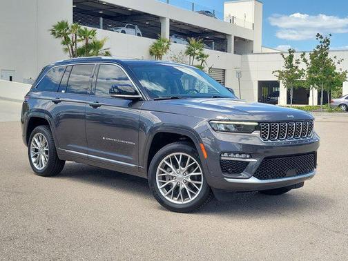 2023 Jeep Grand Cherokee Summit