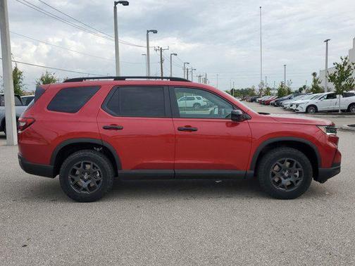 2025 Honda Pilot TrailSport