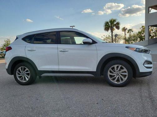 2018 Hyundai TUCSON SEL Plus