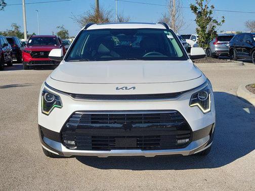 2023 Kia Niro Touring