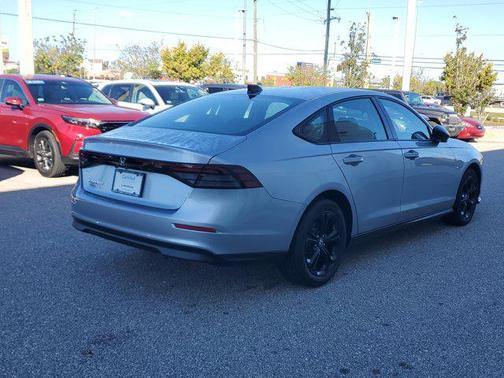 2025 Honda Accord Sport SE 1.5T