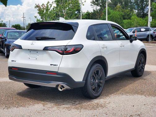 2026 Honda HR-V 2WD Sport