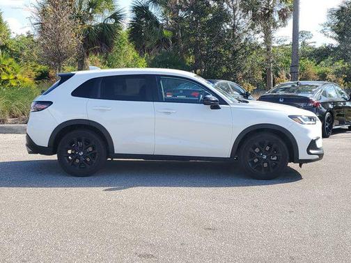 2023 Honda HR-V AWD Sport