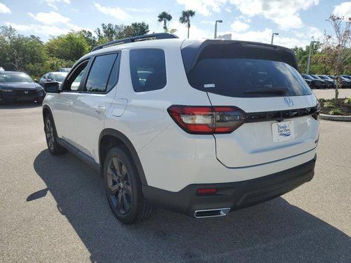 2025 Honda Pilot Sport