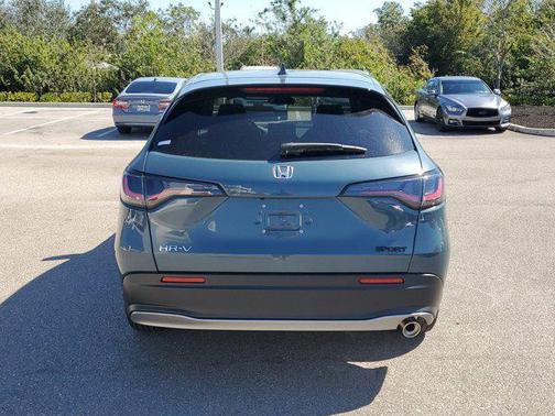 2025 Honda HR-V 2WD Sport