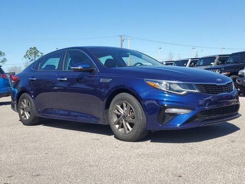2020 Kia Optima LX