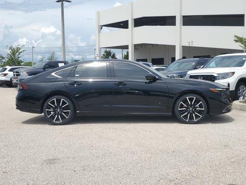 2024 Honda Accord Hybrid Touring