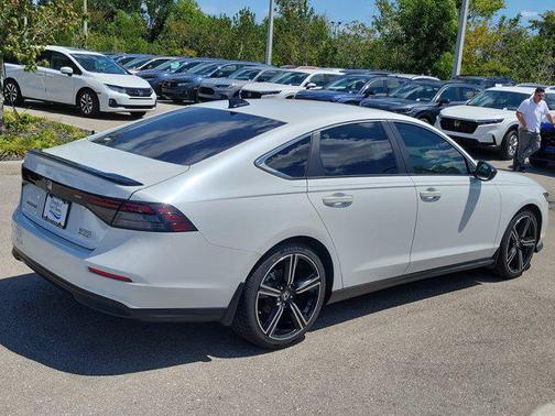 2023 Honda Accord Hybrid Base
