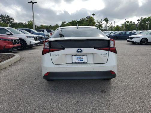 2020 Toyota Prius XLE