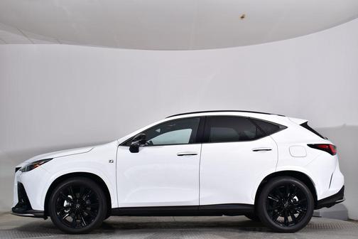 2024 Lexus NX 450h+ F SPORT Handling