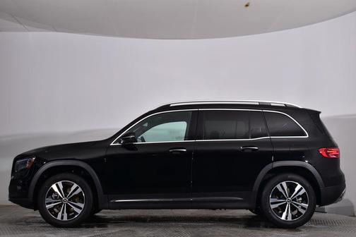 2025 Mercedes-Benz GLB 250 4MATIC