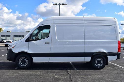 2025 Mercedes-Benz Sprinter 2500 Standard Roof